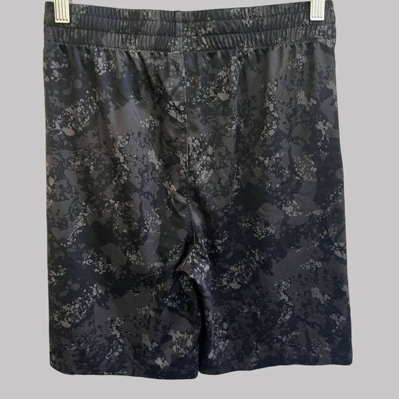 Puma Shorts Boys Large Black Spotted Paint All Over Print Drawstring Pockets - Picture 9 of 9